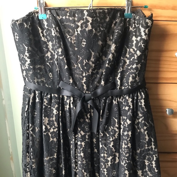 Robert Rodriguez Dresses & Skirts - Lacey Strapless Dress